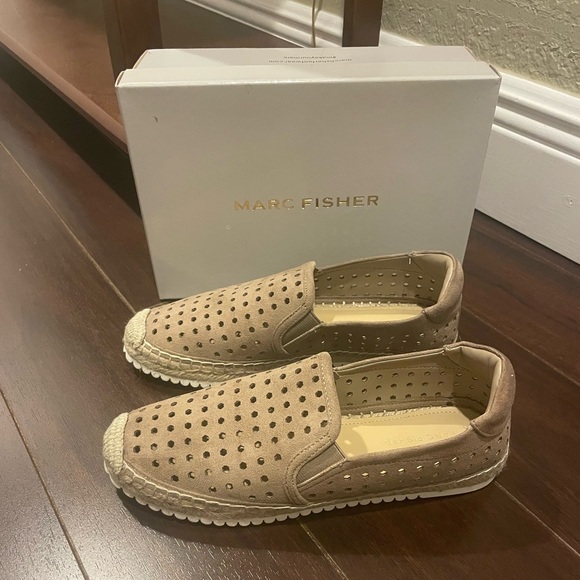 Marc Fisher Britta Woman’s Shoes - Picture 6 of 6